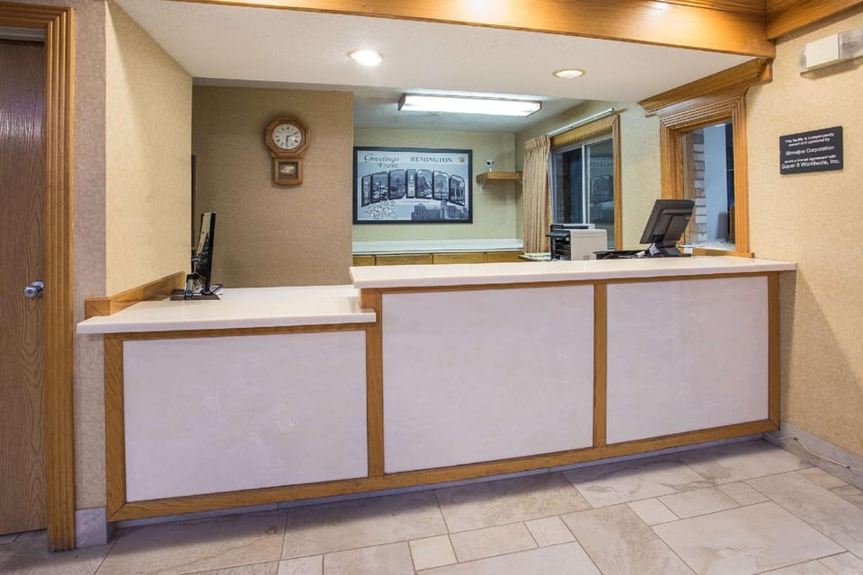 Super 8 By Wyndham Remington Hotel in Indiana