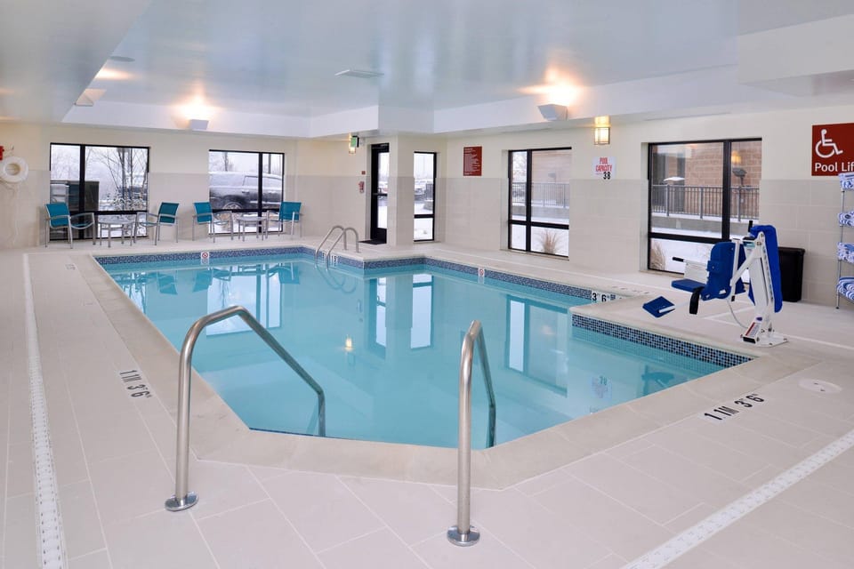 TownePlace Suites by Marriott Detroit Commerce Hotel in Lake Erie