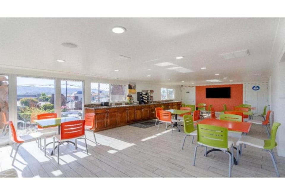 Motel 6 Ukiah, CA - North Hotel in Ukiah