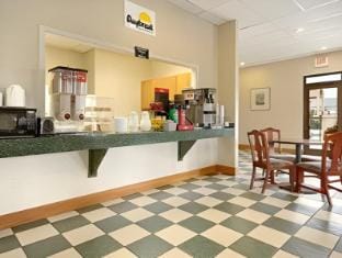 Days Inn by Wyndham Hammond Hotel in Hammond
