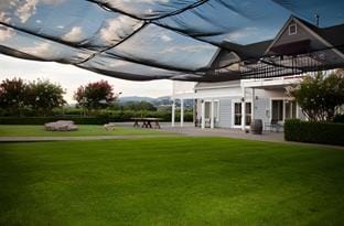 Geyserville Inn Resort in Geyserville