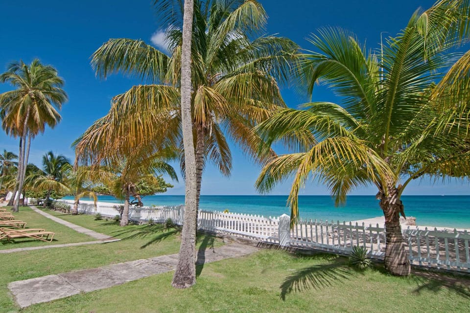 Radisson Grenada Beach Resort Hotel in Saint George