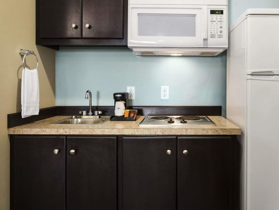 Days Inn by Wyndham Pearsall Resort in Rio Grande