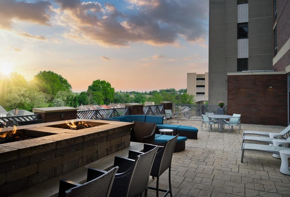 SpringHill Suites by Marriott Pittsburgh Mt. Lebanon Hotel in Mount Lebanon
