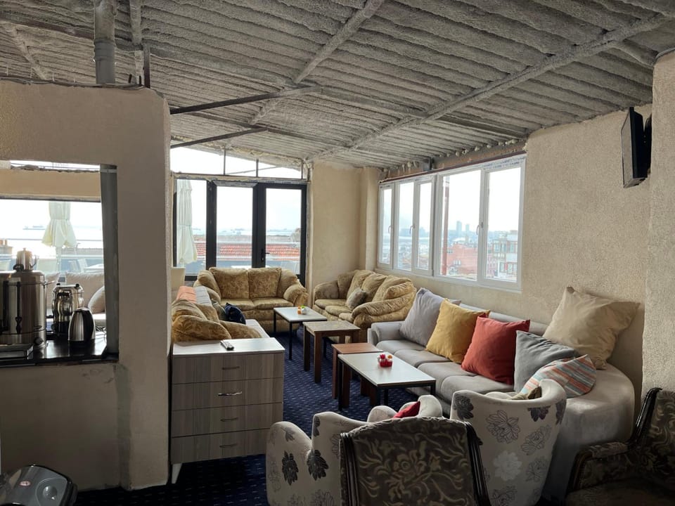 Istanbul Paris Hotel Hostel Hotel in Istanbul