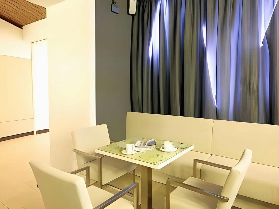 Pure White Apartment hotel in Prague