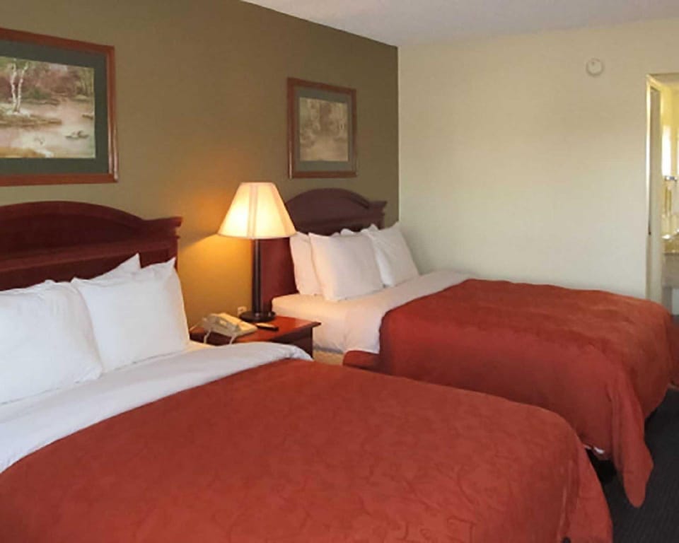 Rodeway Inn Rodeway Inn Walterboro I-95 Hotel in Walterboro