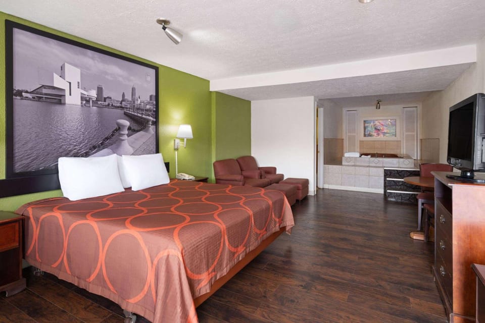 Super 8 by Wyndham Youngstown/Girard Hotel in Ohio