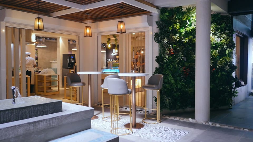 Pereybere Hotel & Spa Hotel in Grand Baie