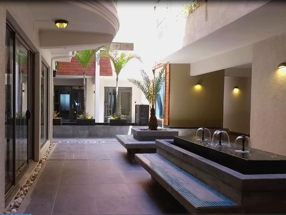 Pereybere Hotel & Spa Hotel in Grand Baie