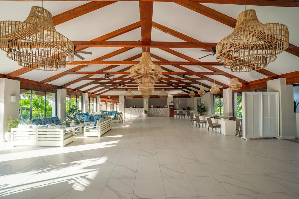 Viva Fortuna Beach by Wyndham, A Trademark All Inclusive Hotel in Freeport