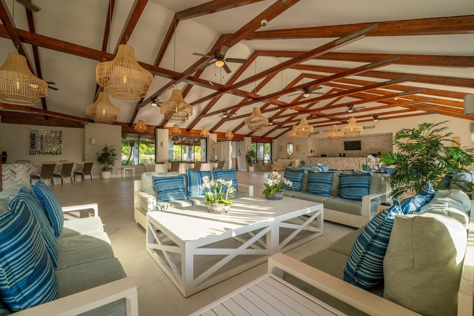 Viva Fortuna Beach by Wyndham, A Trademark All Inclusive Hotel in Freeport