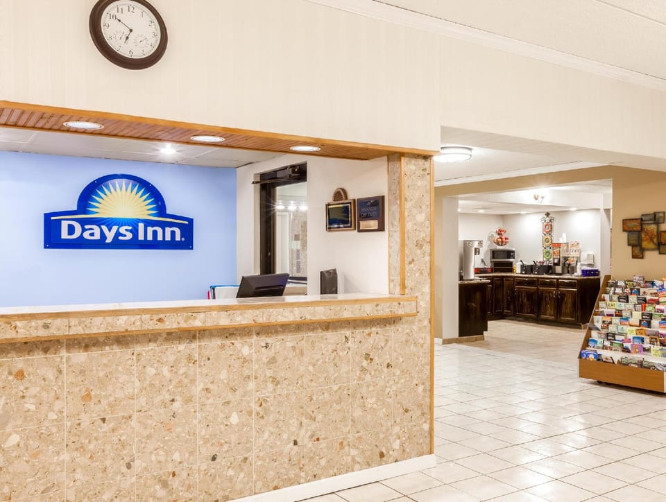 Days Inn by Wyndham Syracuse Hotel in New York