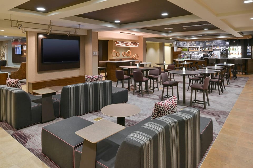 Courtyard by Marriott Charlotte Matthews Hotel in Matthews