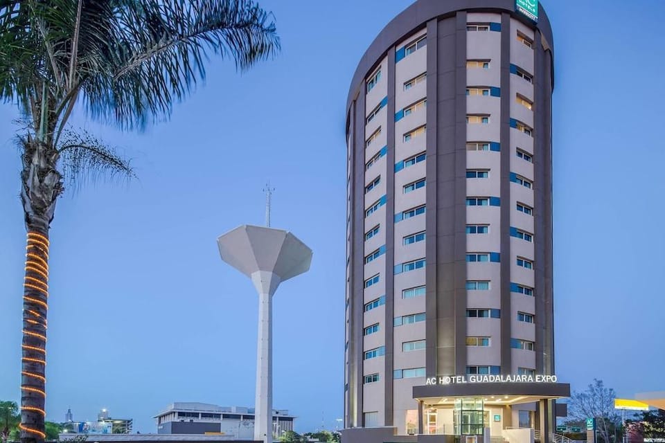 Arriva Express Plaza del Sol Resort in Guadalajara