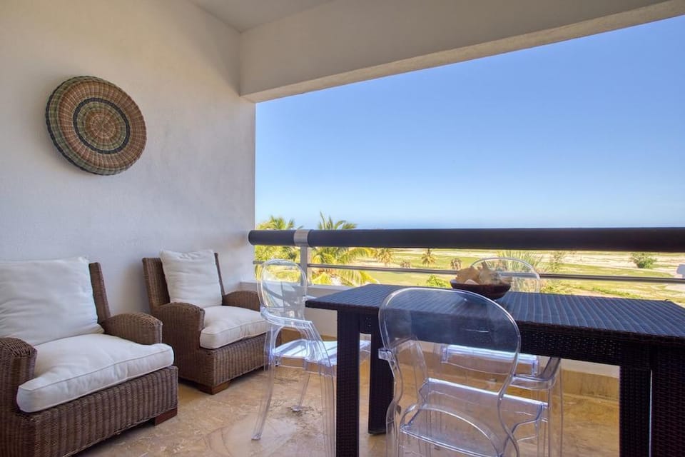 Xeliter Golden Bear Lodge, Cap Cana Resort in Punta Cana