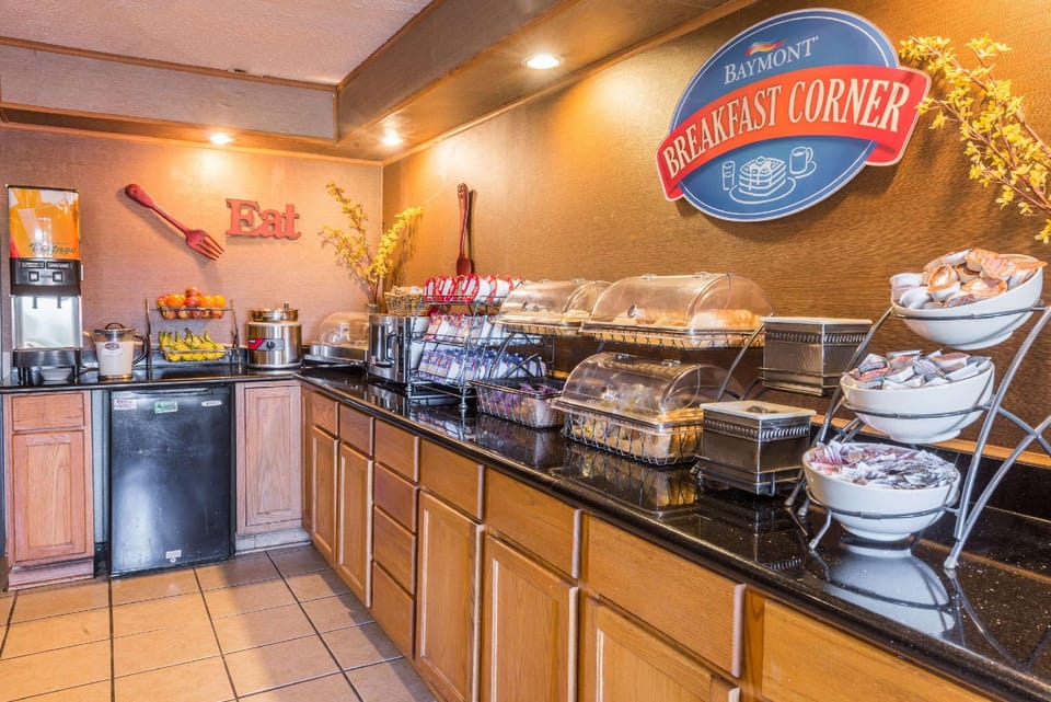 Baymont by Wyndham Lancaster Hotel in Ohio