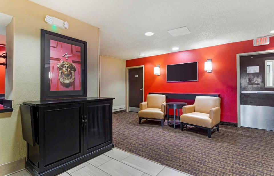 Extended Stay America Suites - Houston - NASA - Johnson Space Center Hotel in Nassau Bay