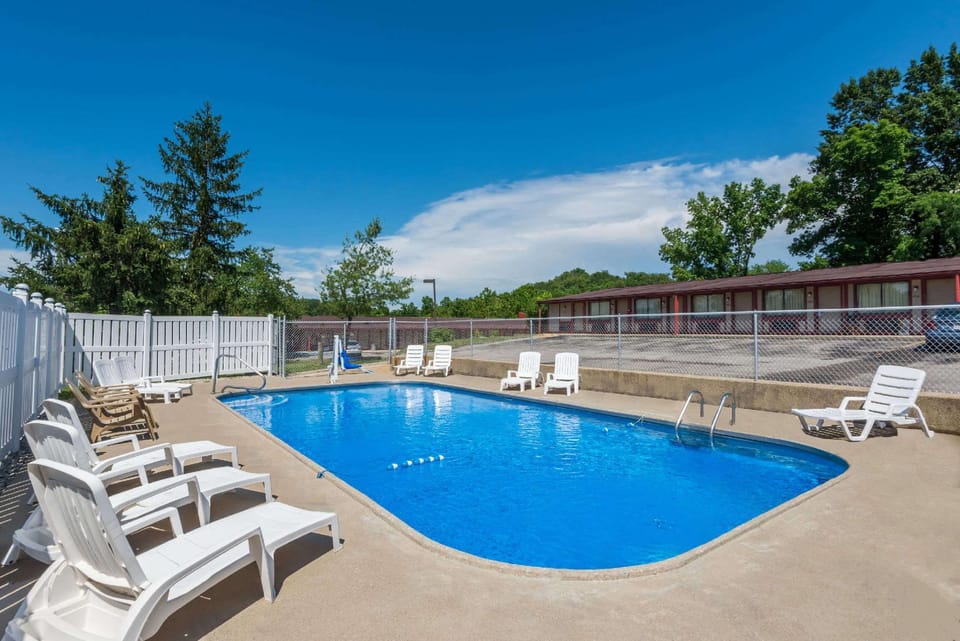 Knights Inn - Ashland, KY Resort in Ohio