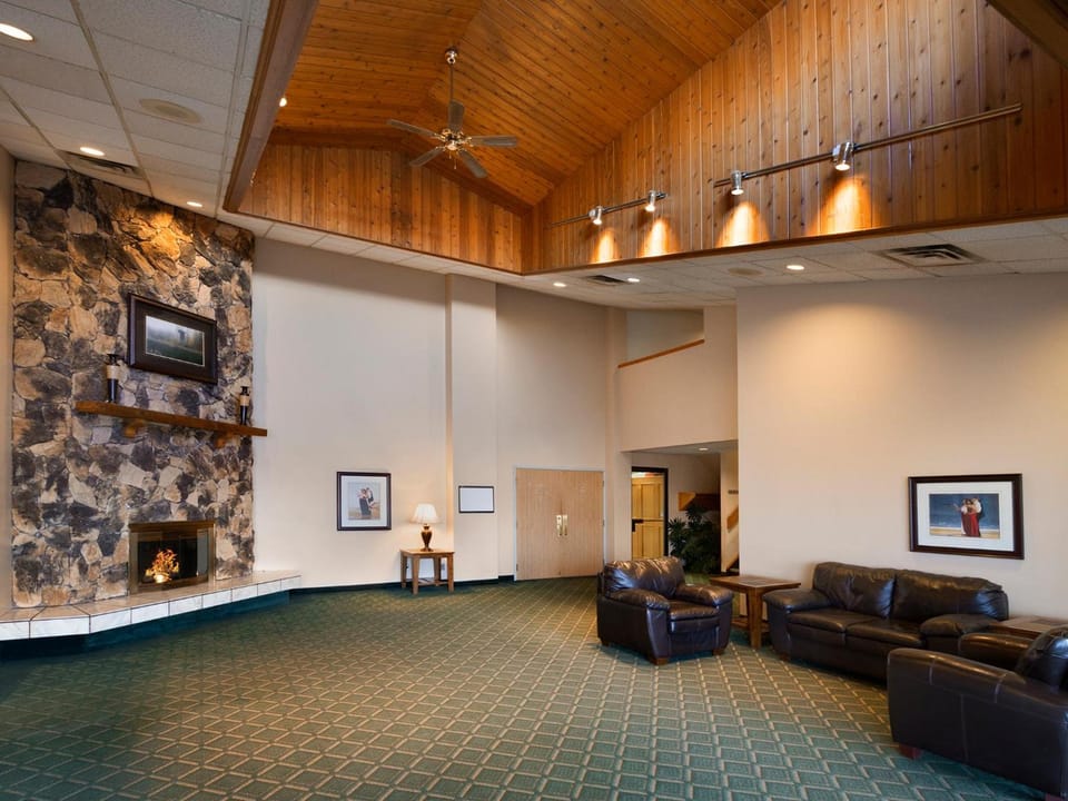 Travelodge Slave Lake Hotel in Alberta