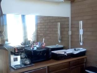Rittiman Inn and Suites Hotel in San Antonio