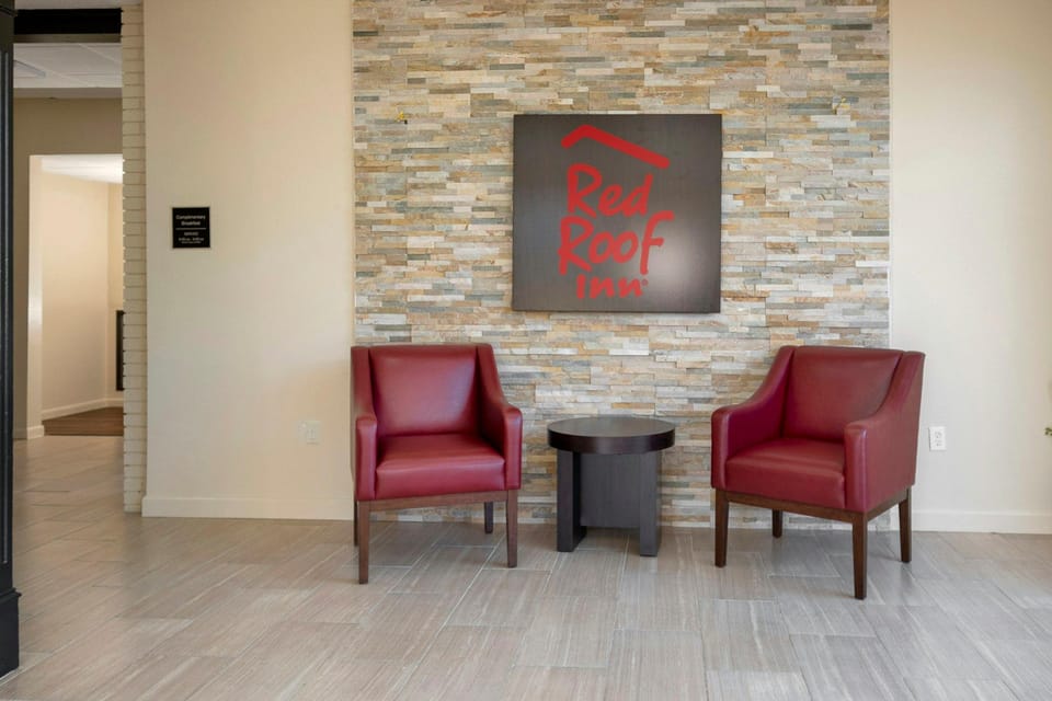 Red Roof Inn Murray Hotel in Tennessee
