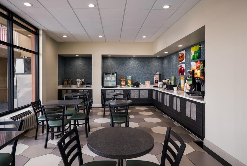 Quality Inn Fairfield Napa Valley Area Hotel in Fairfield