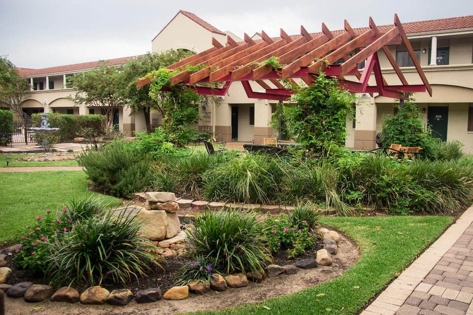 Vineyard Court Designer Suites Hotel Hotel in College Station