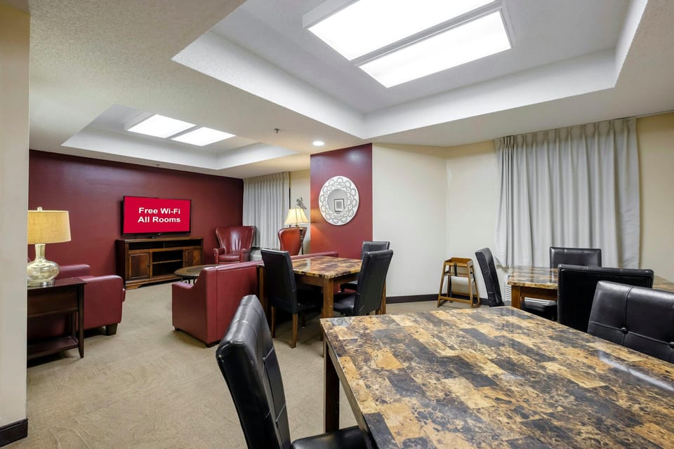 Red Roof PLUS+ Palm Coast Hotel in Palm Coast