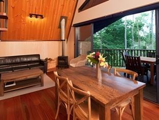 Rose Gums Wilderness Retreat Lodge in Queensland