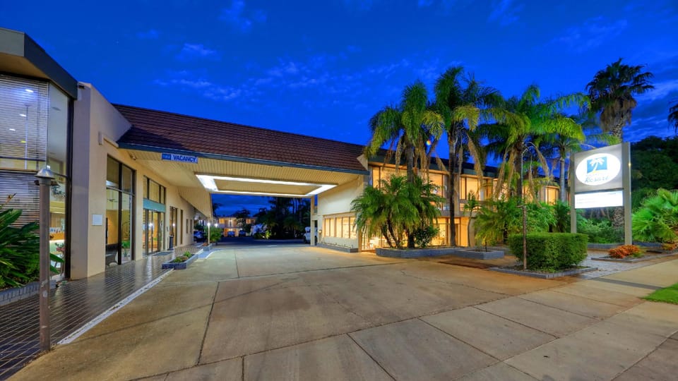 Swan Hill Resort Hotel in Swan Hill