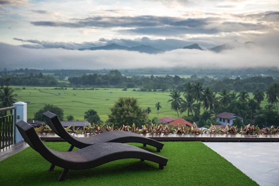 C View Home Hotel in Laos