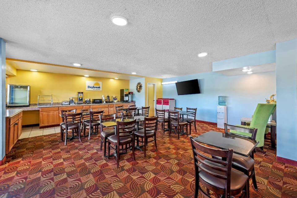 Days Inn by Wyndham Independence Hotel in Independence