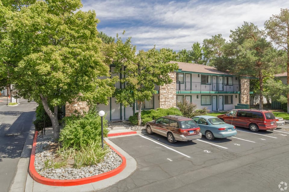 THUNDERBIRD RESORT CLUB Resort in Sparks