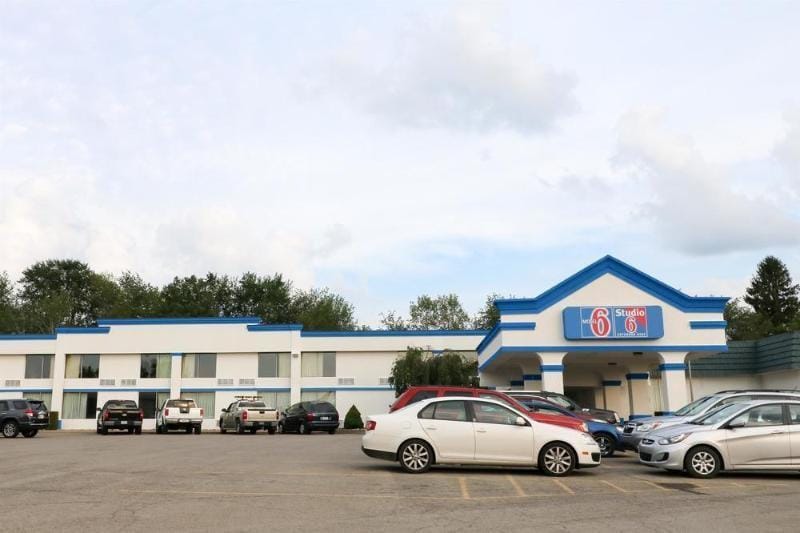 QUALITY INN & SUITES Hotel in Clarion