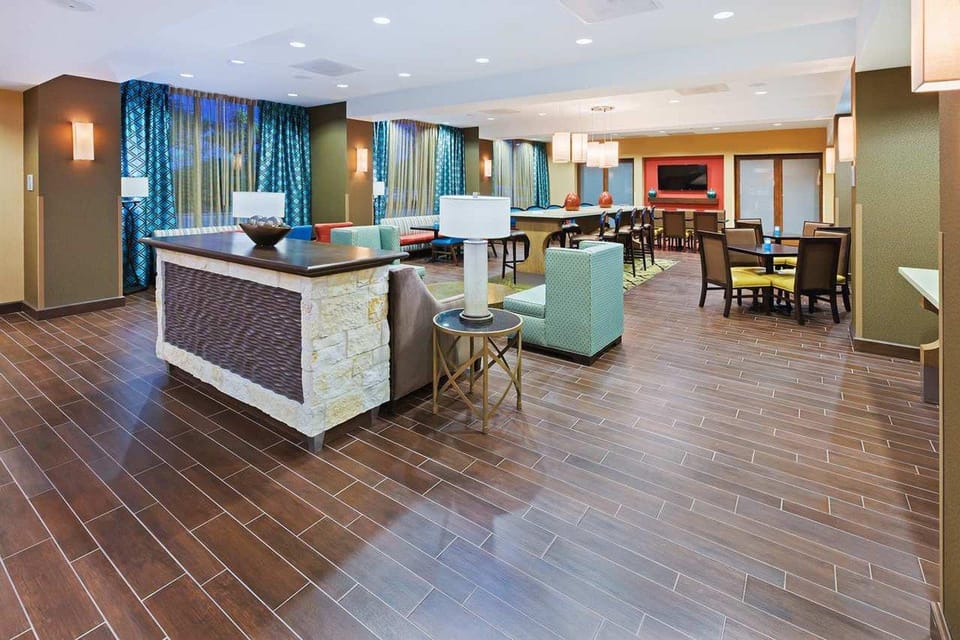 Hampton Inn Austin/Oak Hill Hotel in Austin