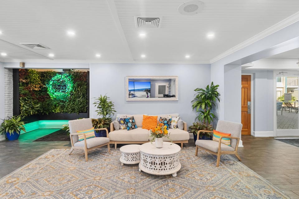 OCEANFRONT LITCHFIELD INN Inn in South Carolina
