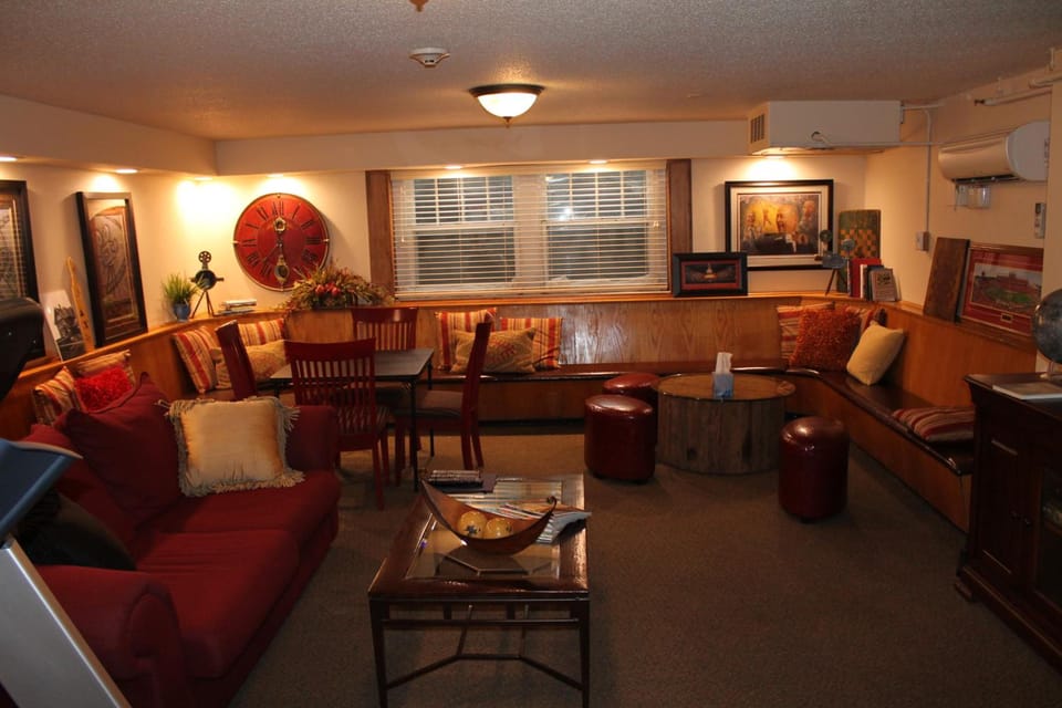 IOWA HOUSE AMES BED AND BREAKFAST Inn in Ames