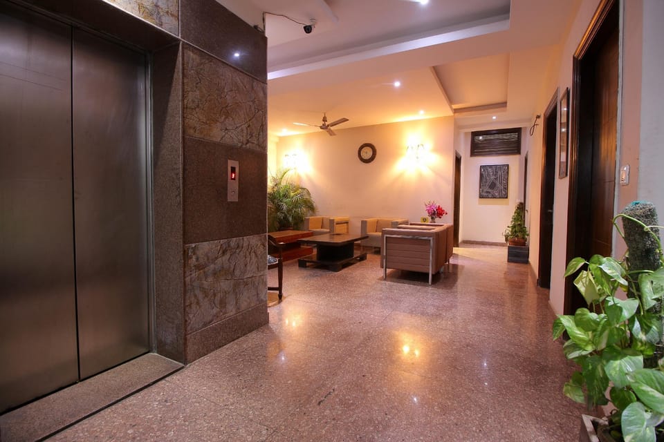 Hotel City Premier Hotel in Gurugram