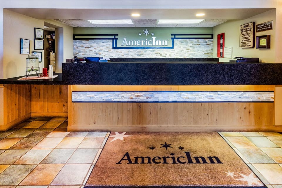 AmericInn by Wyndham Hampton Hotel in Iowa
