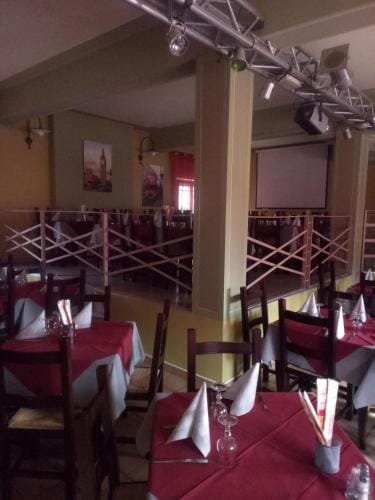 London Cafe Hotel in Emilia-Romagna
