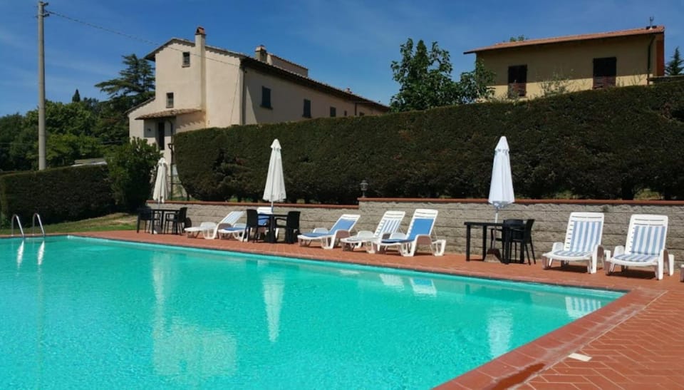 Agriturismo Le Ginestruzze Hotel in Tuscany