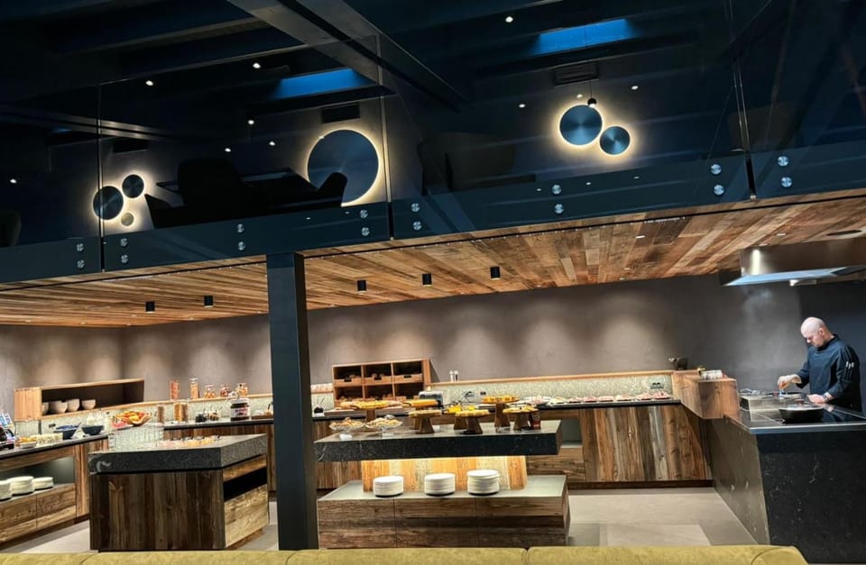 Alpotel Dolomiten Hotel in Molveno