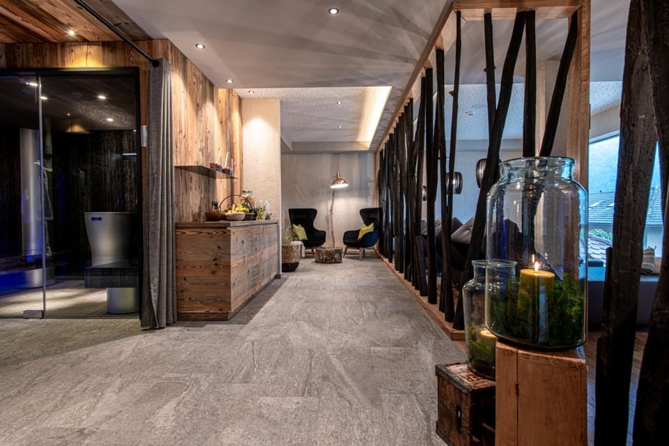 Alpotel Dolomiten Hotel in Molveno