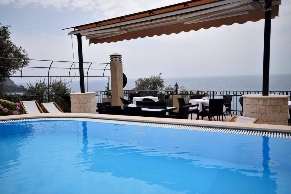 Monte Perla Residence Hotel in Sveti Stefan