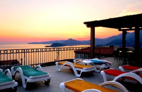 Apartments Đurasevic Hotel in Sveti Stefan