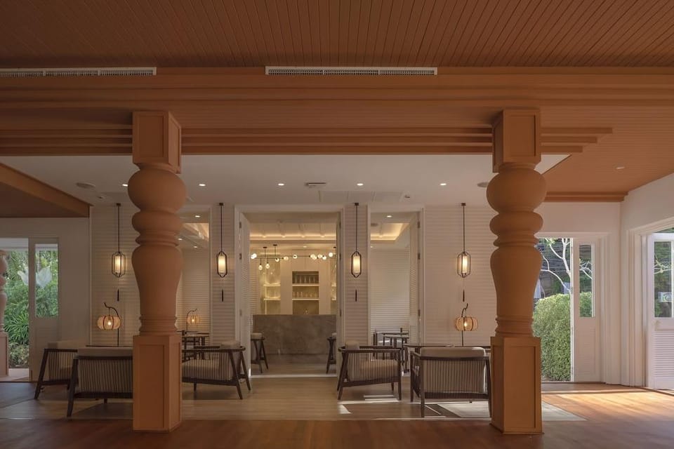Royal Embassy Resort Hotel in Kamala