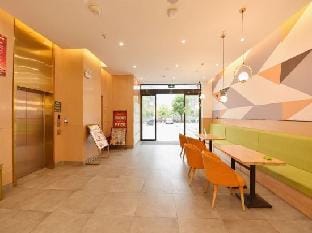 Green Husk Tree Hotel (Huainan City in Shannan District 2 Stores) Hotel in Jiangsu