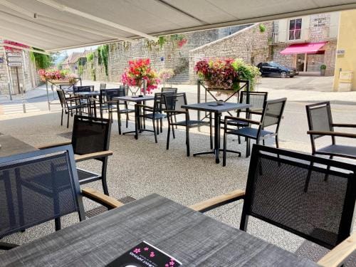 Le Sakura Hotel in Auvergne-Rhône-Alpes