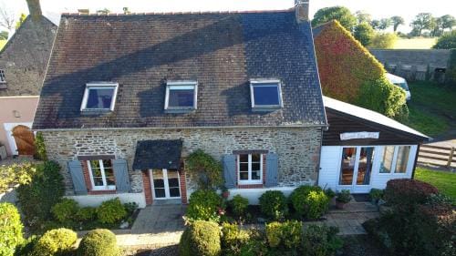 Le cottage normand Hotel in Brittany